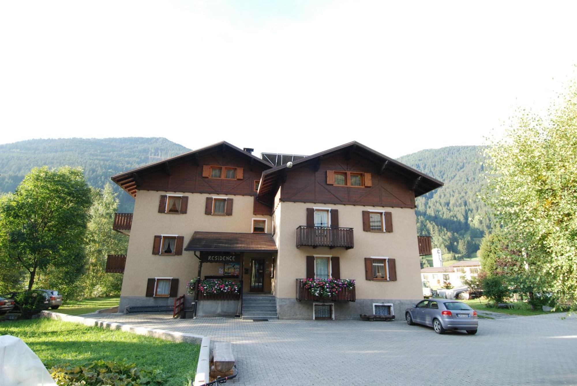 Aparthotel Pian Del Vino