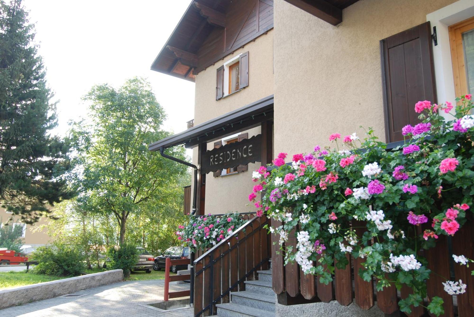 Aparthotel Pian Del Vino